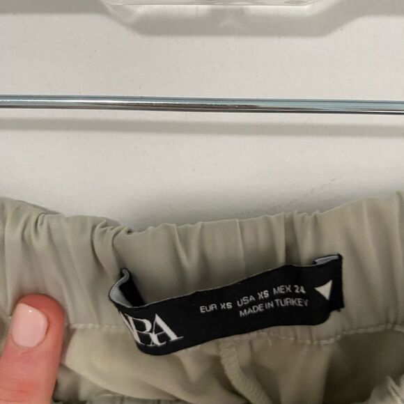 Zara silk parachute pants - Picture 9 of 9